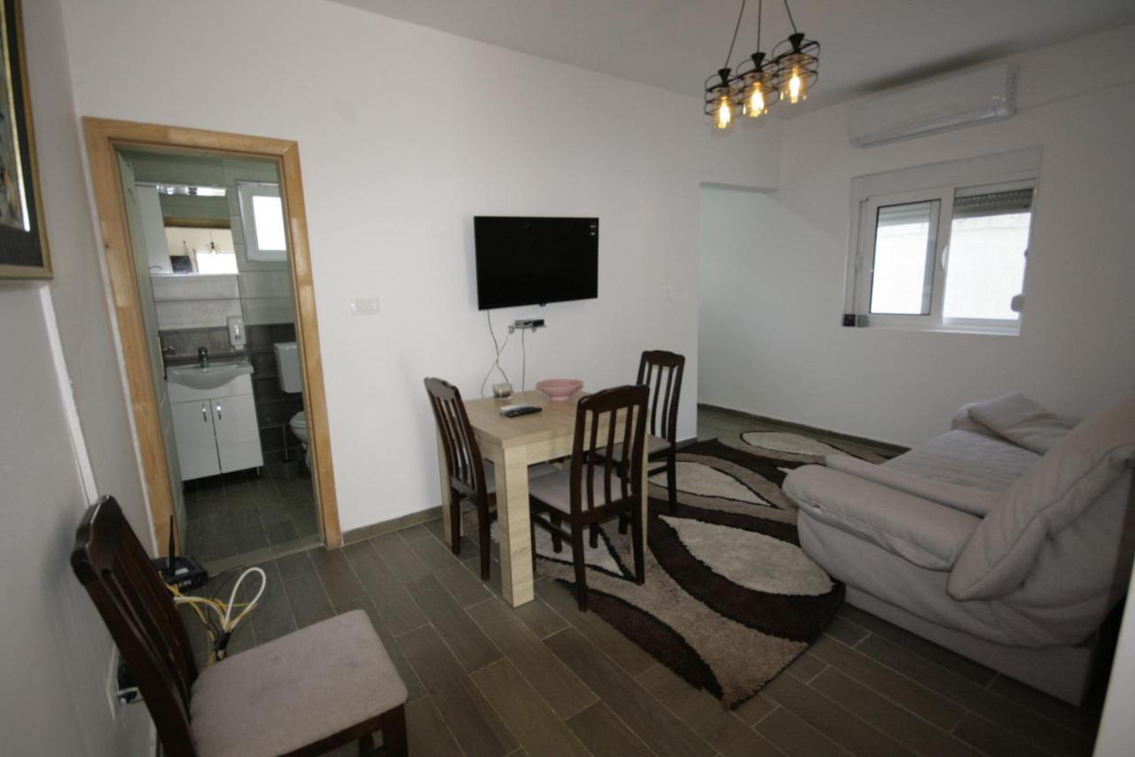 Apartmani Srdanovic 蒂瓦特 外观 照片